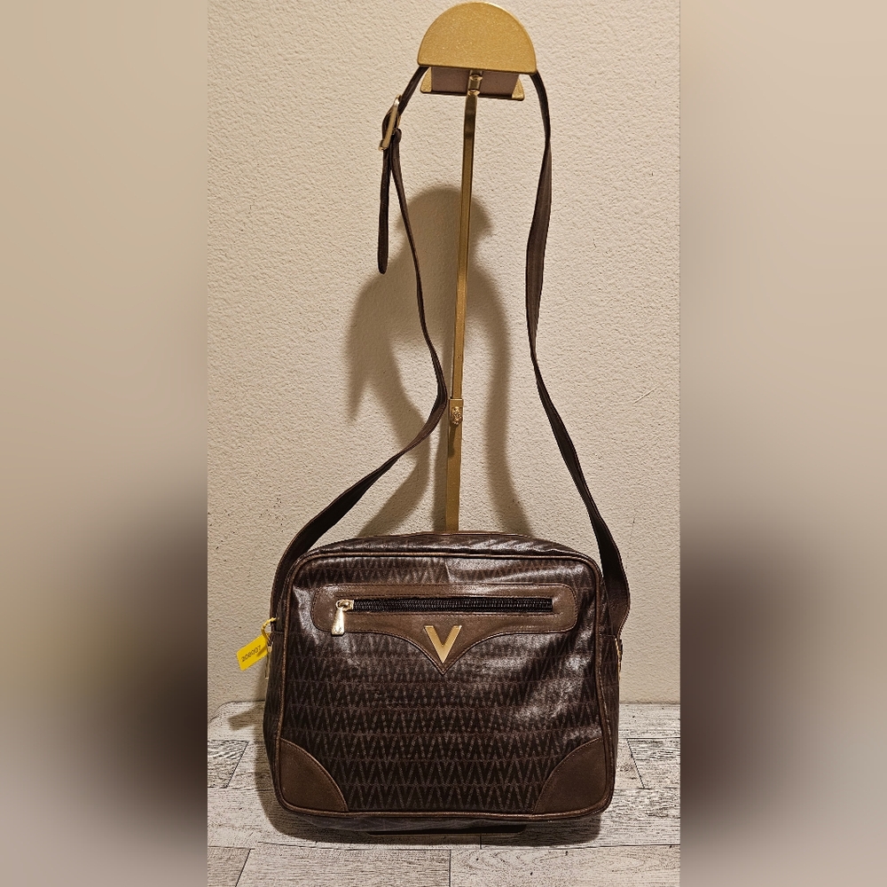 Mario Valentino Vintage  Shoulder Bag Euc